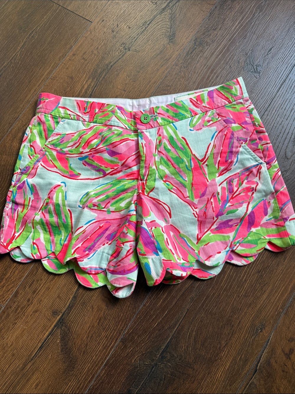 Lilly Pulitzer Pink & Green Scalloped Hem The Buttercup Shorts
